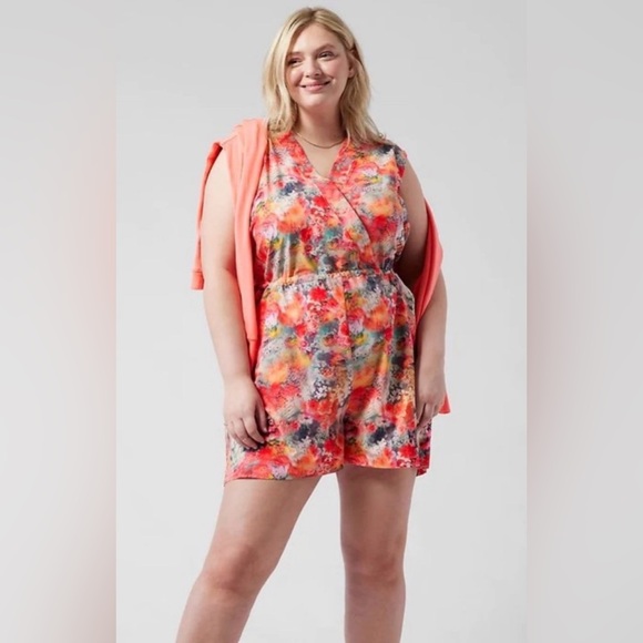 ATHLETA Women's Plus Size 1X Floral Combinaison Short Marlow Stretch Romper - Picture 2 of 5